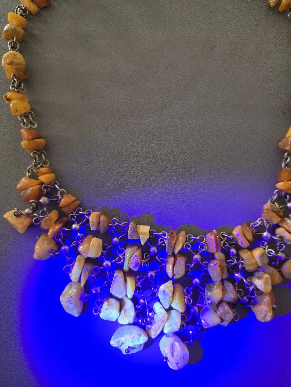 Vintage Baltic Amber Bib Necklace – Butterscotch & Cognac Amber Estate Jewelry - Picture 7 of 7